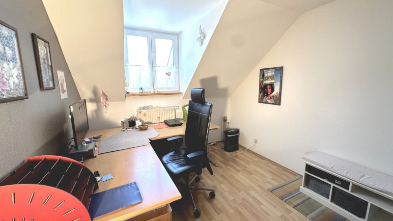 Schlafzimmer / Büro