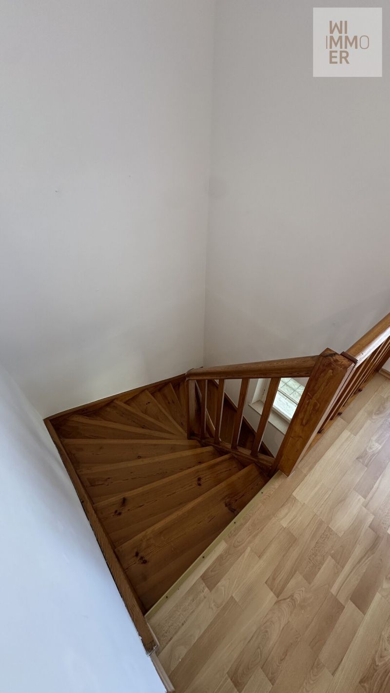 Östlicher Gebäudeteil OG - Treppe