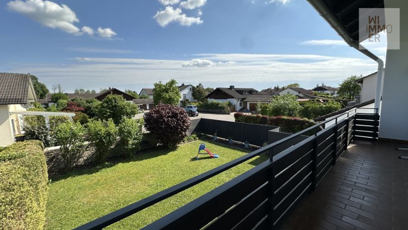OG - Balkon mit Blick in den Garten OG - Balkon mit Blick in den Garten