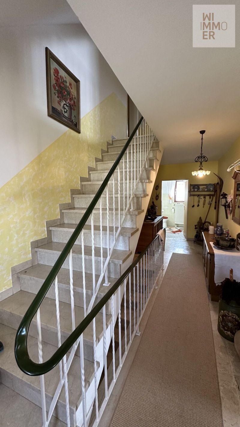 Westlicher Gebäudeteil EG - Flur (2)