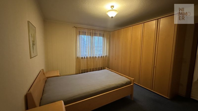 Schlafzimmer (2)
