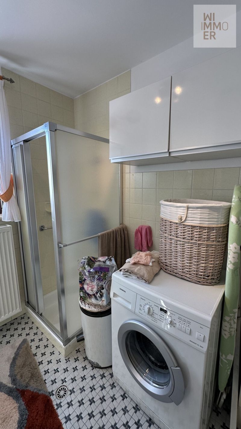 Westlicher Gebäudeteil EG - Badezimmer (2)